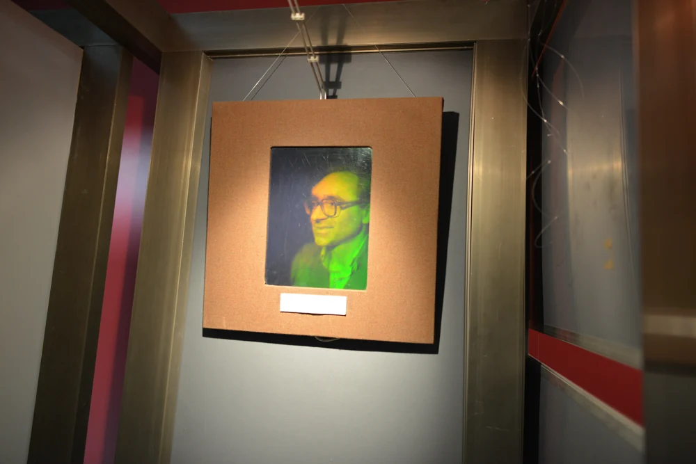 Ventseslav Saynov’s holographic self-portrait at a museum in Sofia.